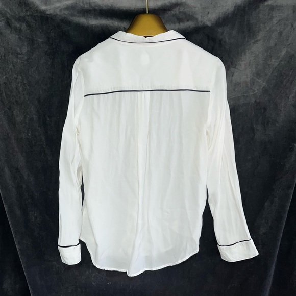 Gap - Picture 2 of 7